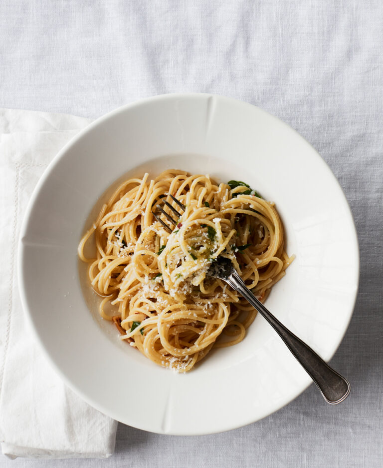 Spaghetti aglio e olio Nem pasta med hvidløg Louisa Lorang